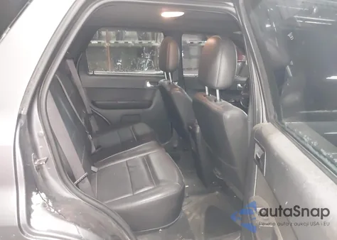 2010 Ford Escape Limited z USA, uszkodzony, nr VIN 1FMCU9EG5AKA40166